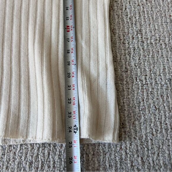 J McLaughlin "Lunet" Cashmere Wool Blend Turtleneck Sweater - Picture 7 of 9